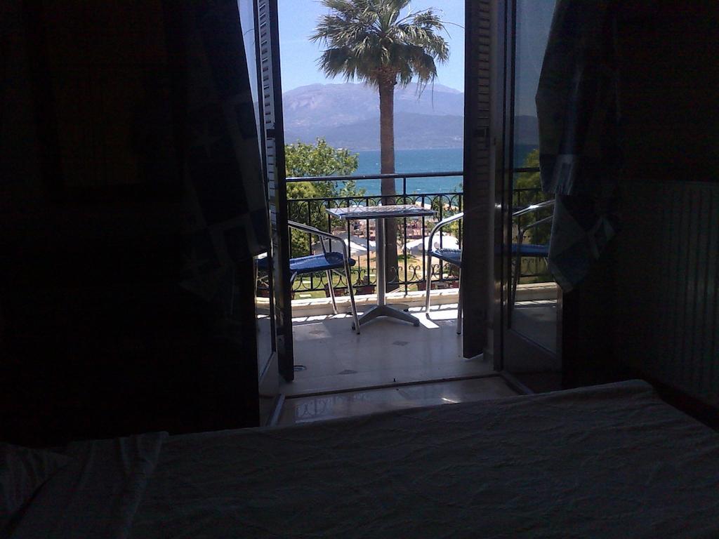 Regina Hotel Nafpaktos Room photo