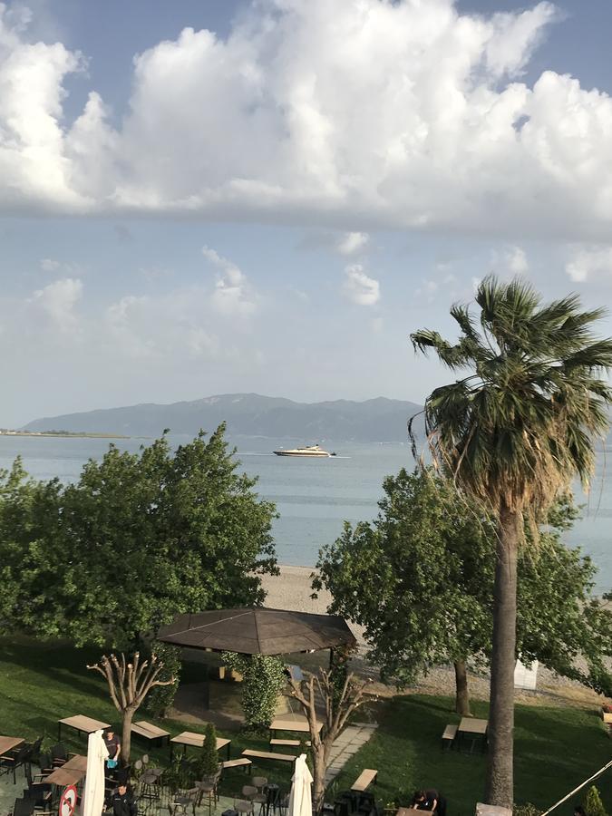 Regina Hotel Nafpaktos Exterior photo